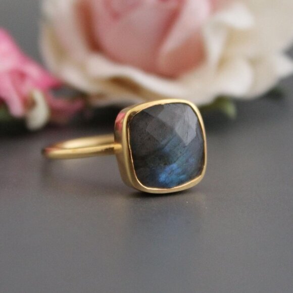 Handmade Labradorite Ring: Gold Polish Gemstone Statement Ring, Sterling Silver - Picture 1 of 7